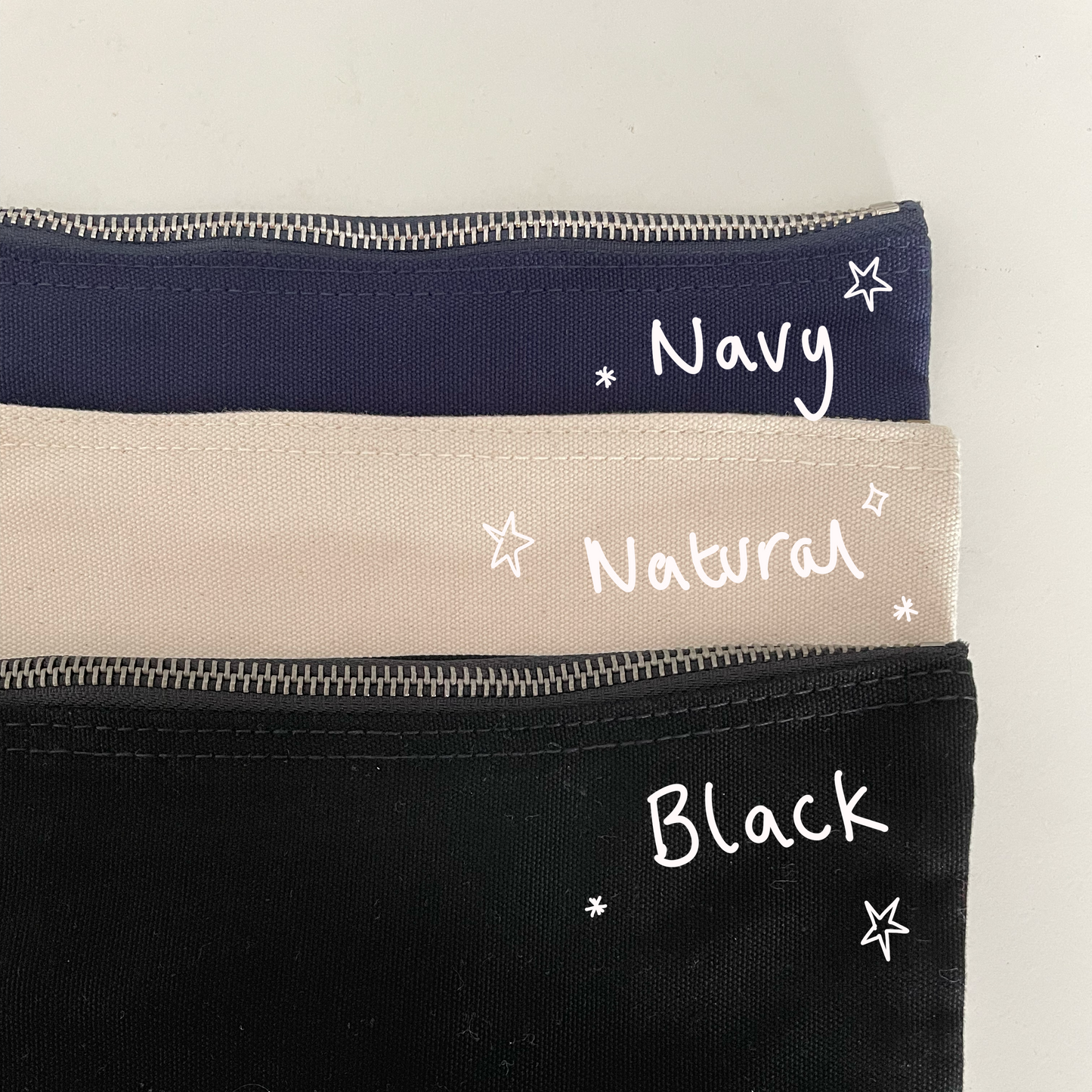 HOLIDAY ESSENTIALS - zip bag