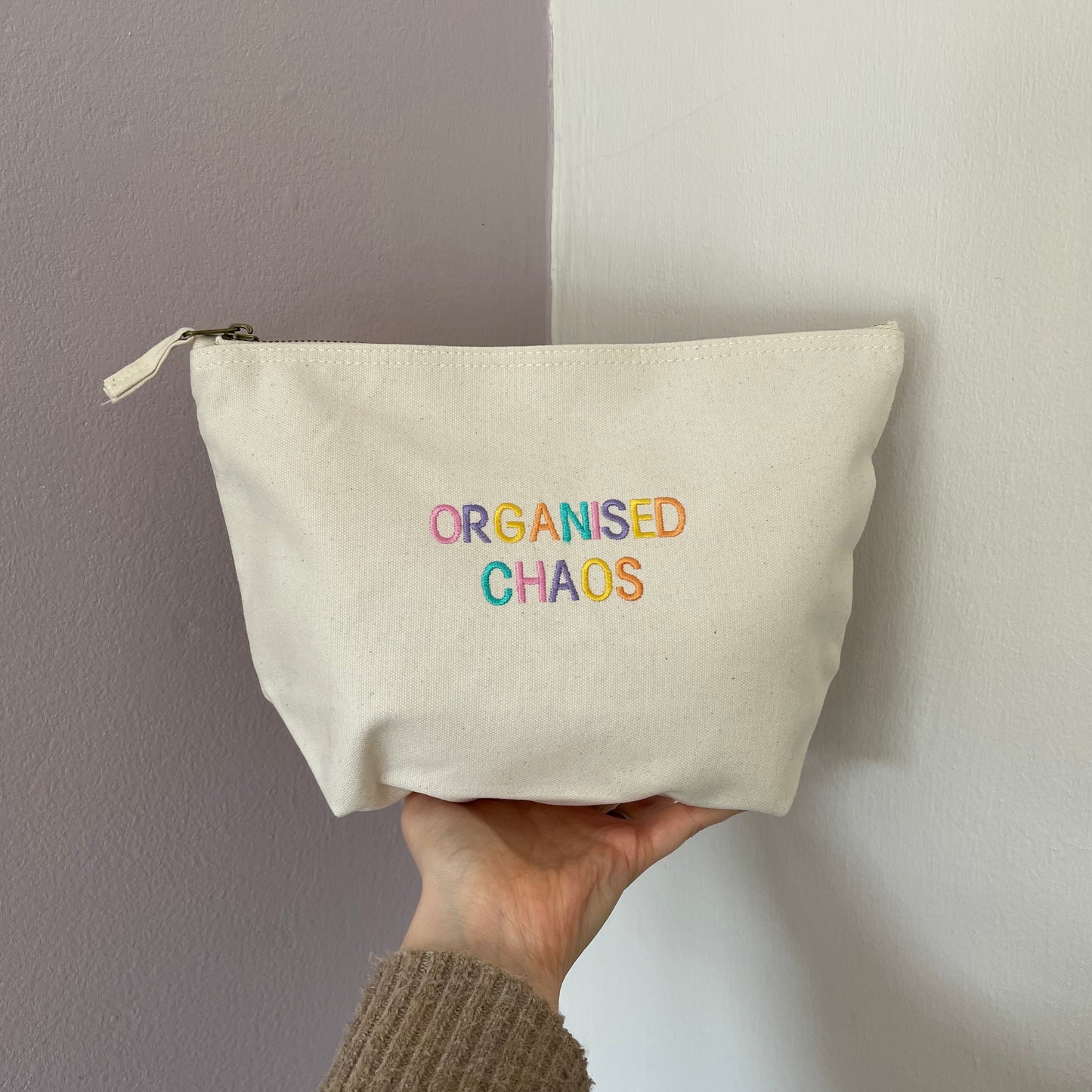 ORGANISED CHAOS - zip bag