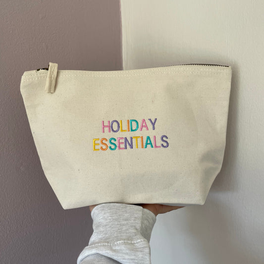 HOLIDAY ESSENTIALS - zip bag
