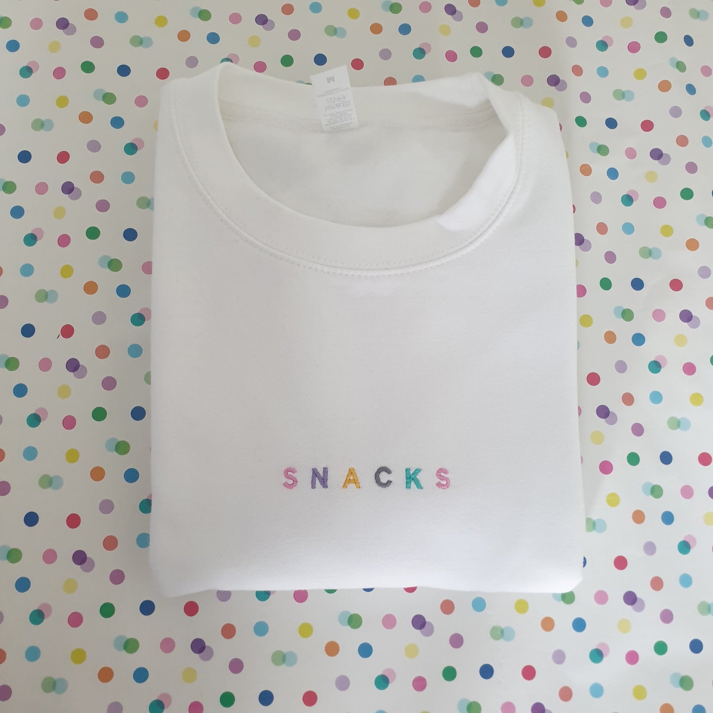 Snack sweater Medium