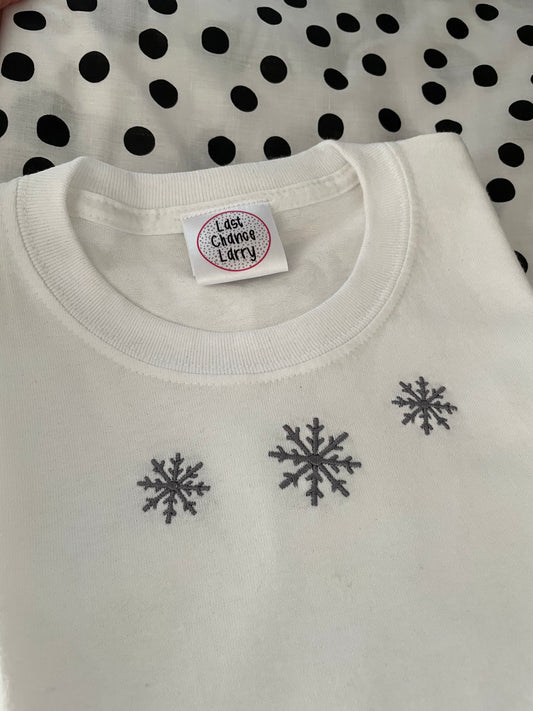 SALE T-shirt (Snow flakes.. MEDIUM)