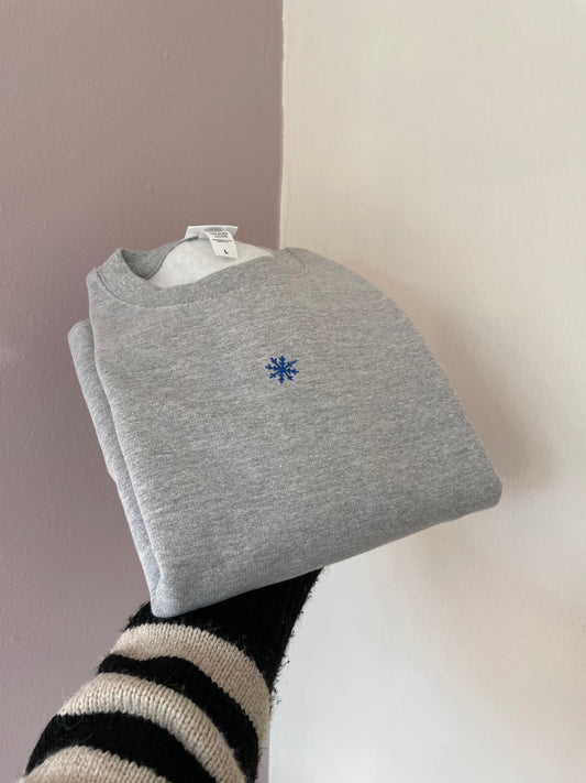 Little snow flake sweater - LARGE