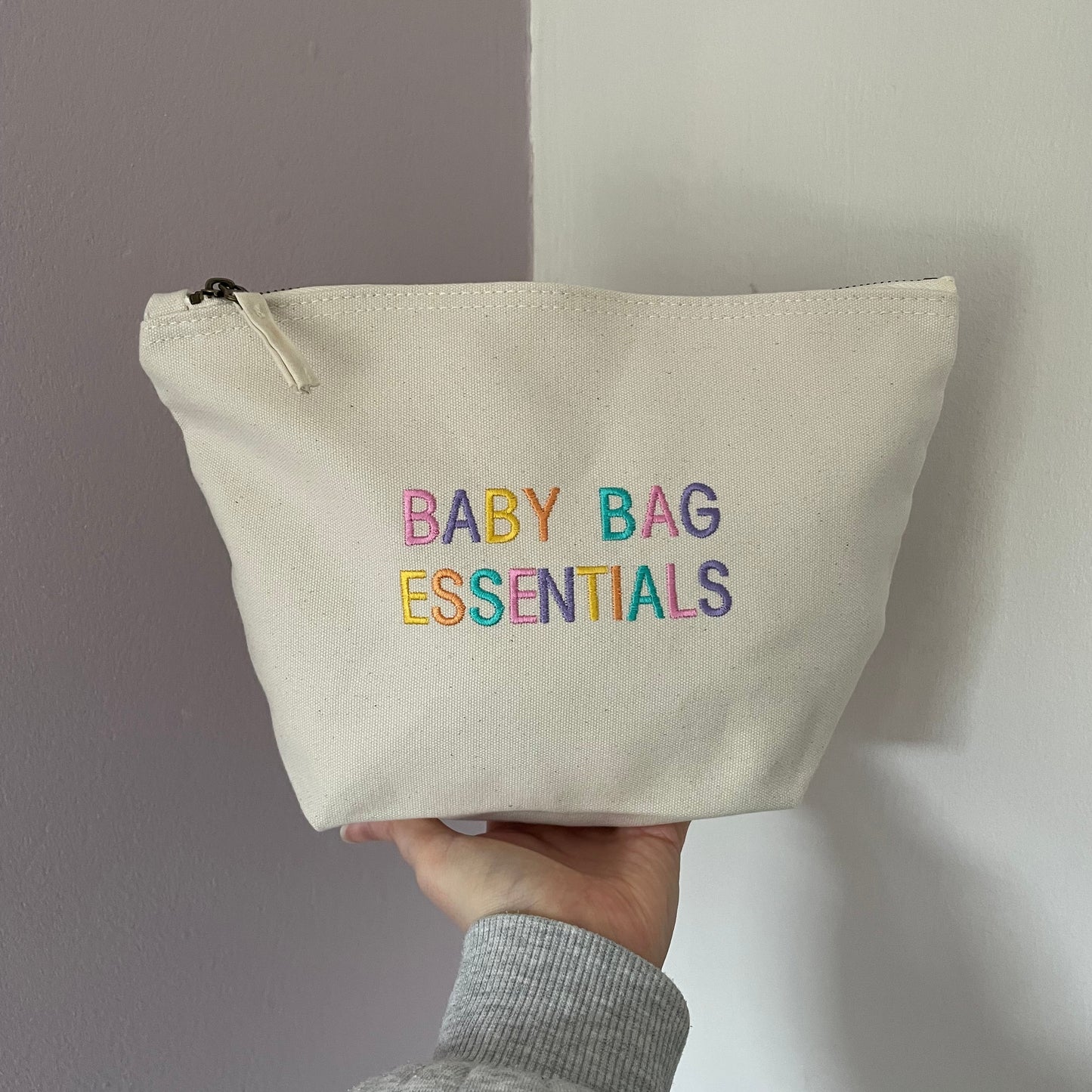 BABY BAG ESSENTIALS - zip bag